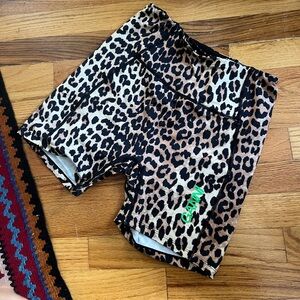 GANNI LEOPARD BIKER SHORT